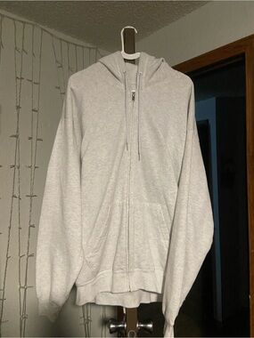 Classic Light Gray Full-Zip Hooded Sweater for Men